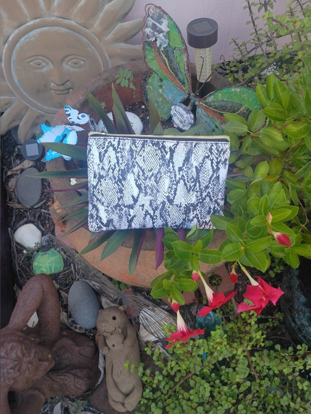 Ruby & Cash Snake Print Reptile Pouch - Black & White 7.5x5.5 Hi